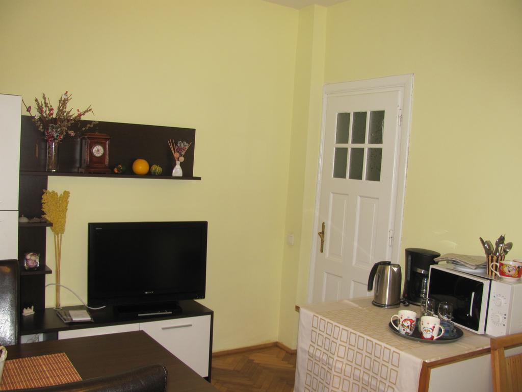 Casa Marius Appartement Braşov Buitenkant foto